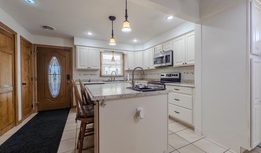 739 Flowing Springs Rd, Atkins, VA 24311 - 2 Beds, 2 Bath