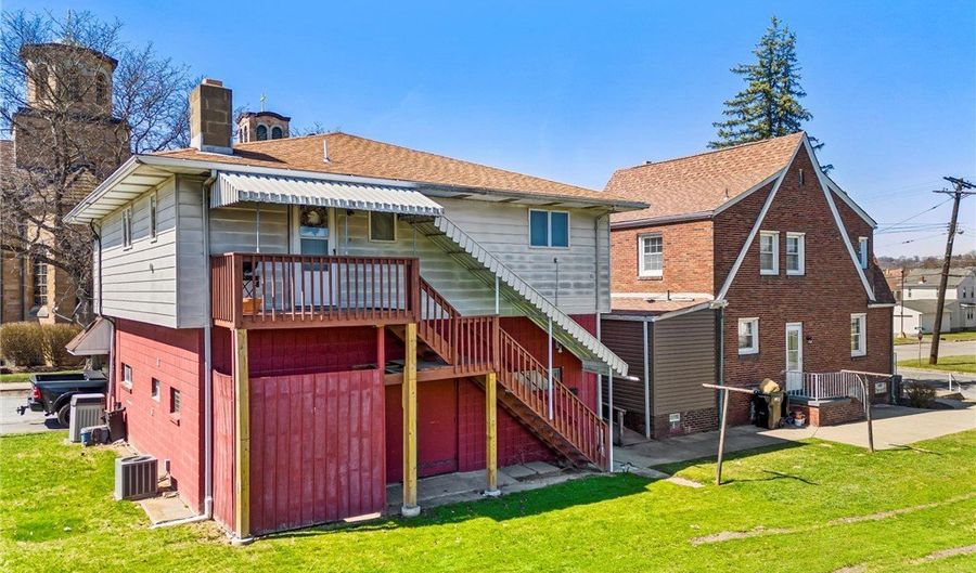 2119 Main St, Aliquippa, PA 15001 - 6 Beds, 5 Bath