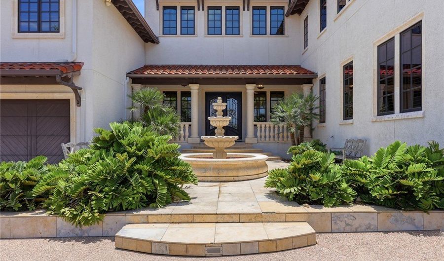 755 S Bay St, Aransas Pass, TX 78336 - 5 Beds, 4 Bath