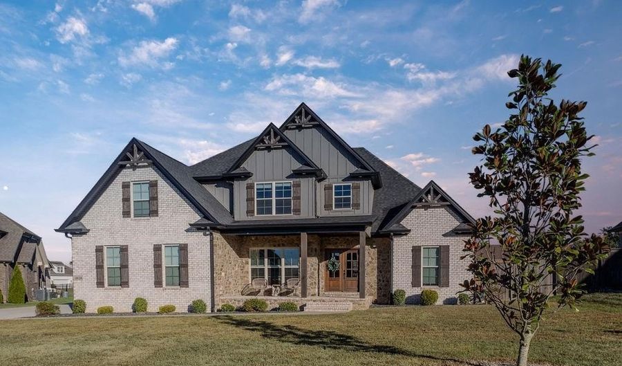 8638 Sandy Creek Ct, Alvaton, KY 42122 - 4 Beds, 3 Bath