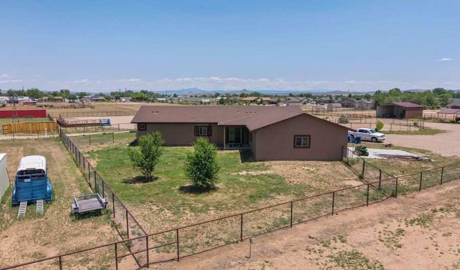 167 S Road 1 W, Chino Valley, AZ 86323 - 3 Beds, 2 Bath