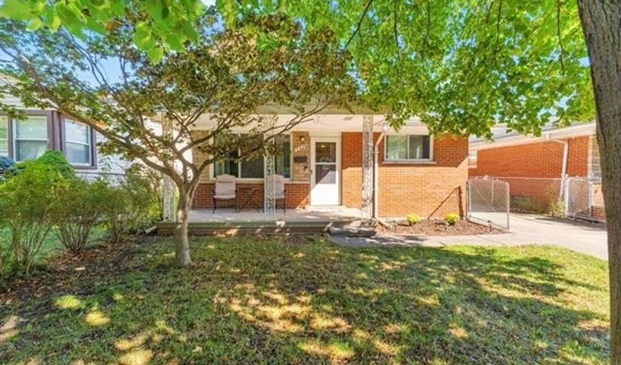 17036 OCONNOR Ave, Allen Park, MI 48101 - 3 Beds, 2 Bath