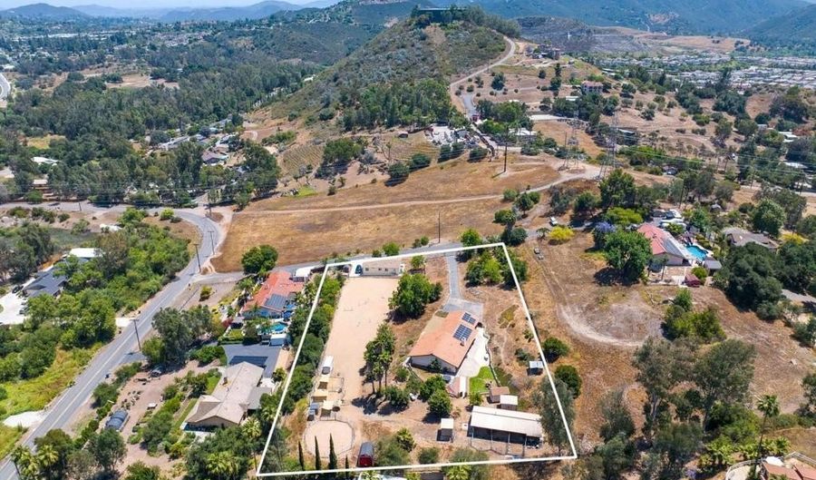 2605 Kauana Loa Dr, Escondido, CA 92029 - 4 Beds, 2 Bath