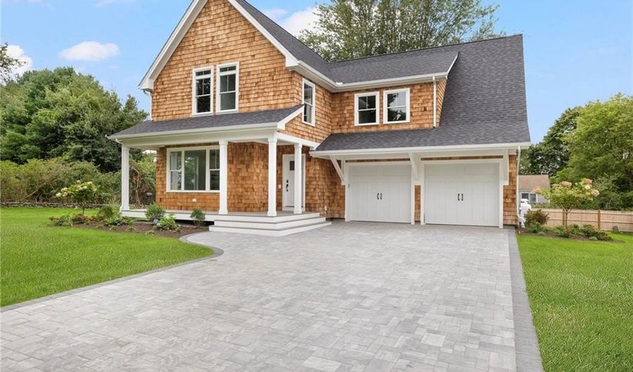 55 Dolphin Ave, Jamestown, RI 02835 - 4 Beds, 3 Bath