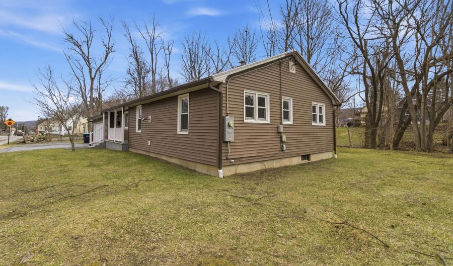 212 Dewey St, Bennington, VT 05201 - 2 Beds, 3 Bath