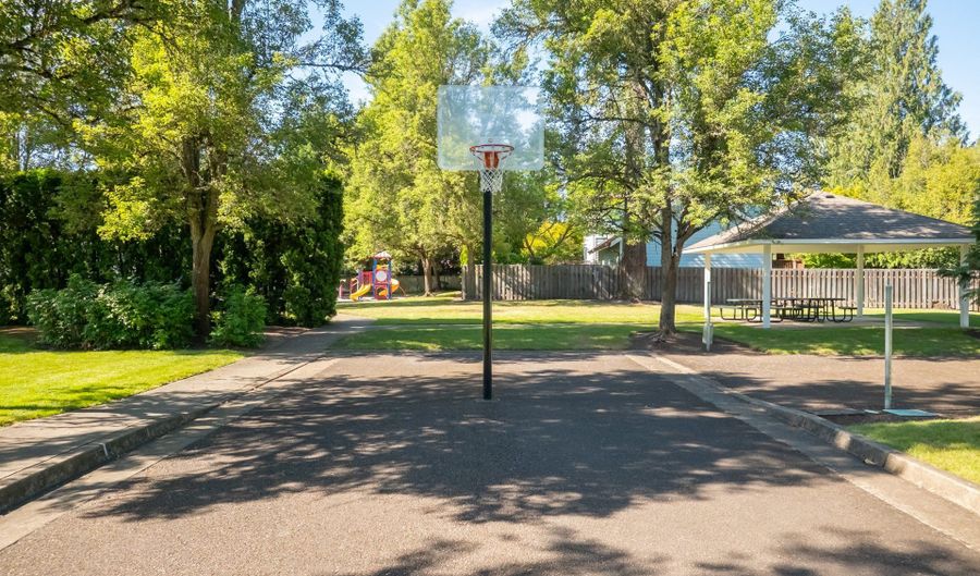 746 NW DESERT PINE St, Albany, OR 97321 - 3 Beds, 2 Bath