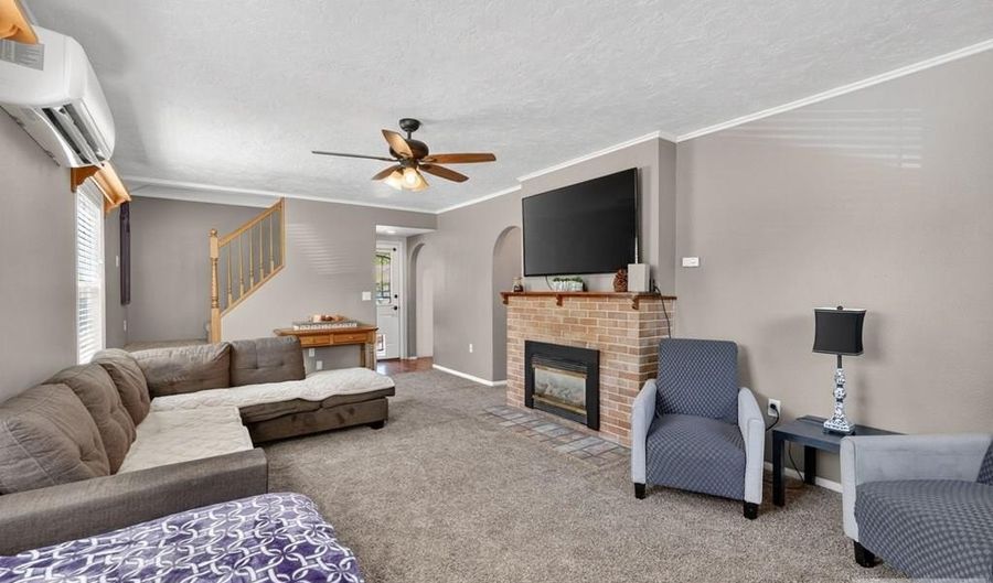 669 University Ave, Blackfoot, ID 83221 - 3 Beds, 2 Bath
