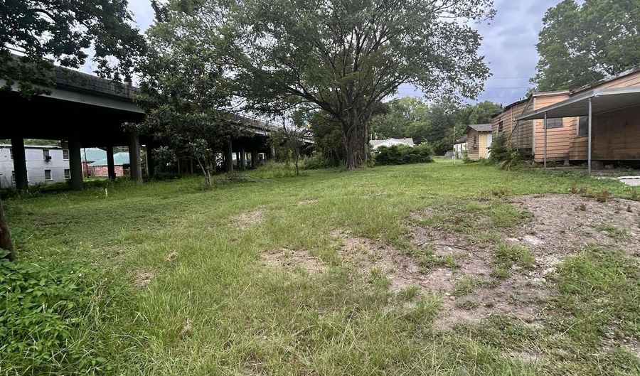 Lot 8 Napoleon St, Baton Rouge, LA 70802 - 0 Beds, 0 Bath
