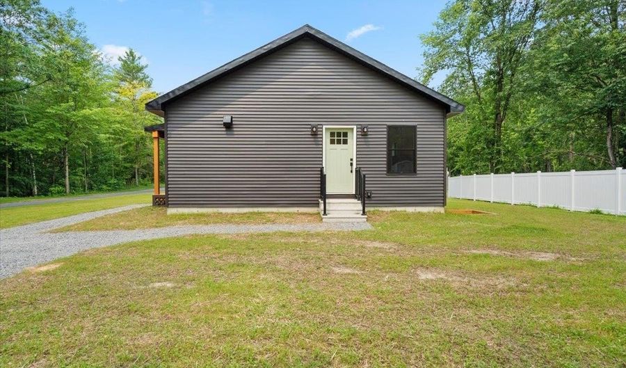 41 Champ Ln, Bolton, VT 05676 - 2 Beds, 2 Bath