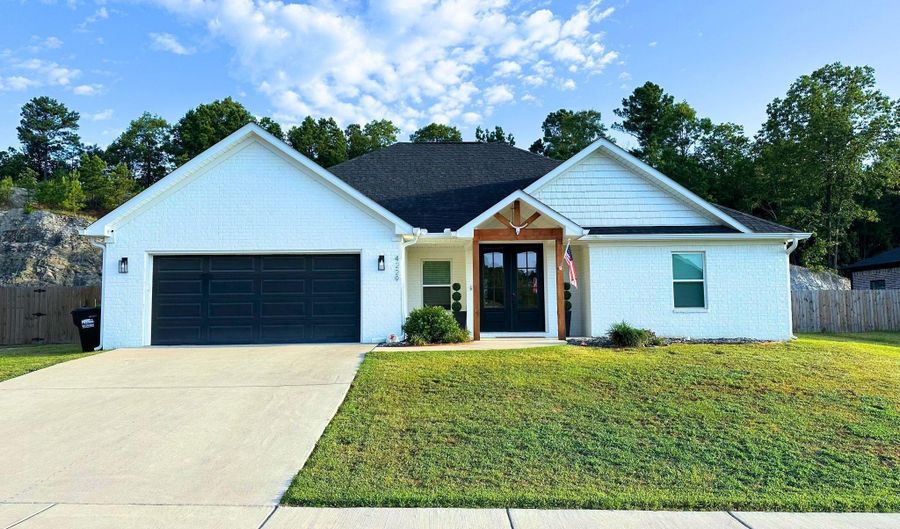4229 Hampton Dr, Benton, AR 72019 - 4 Beds, 3 Bath