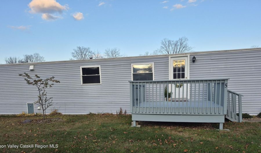 363 Mettacahonts #5, Accord, NY 12404 - 2 Beds, 1 Bath