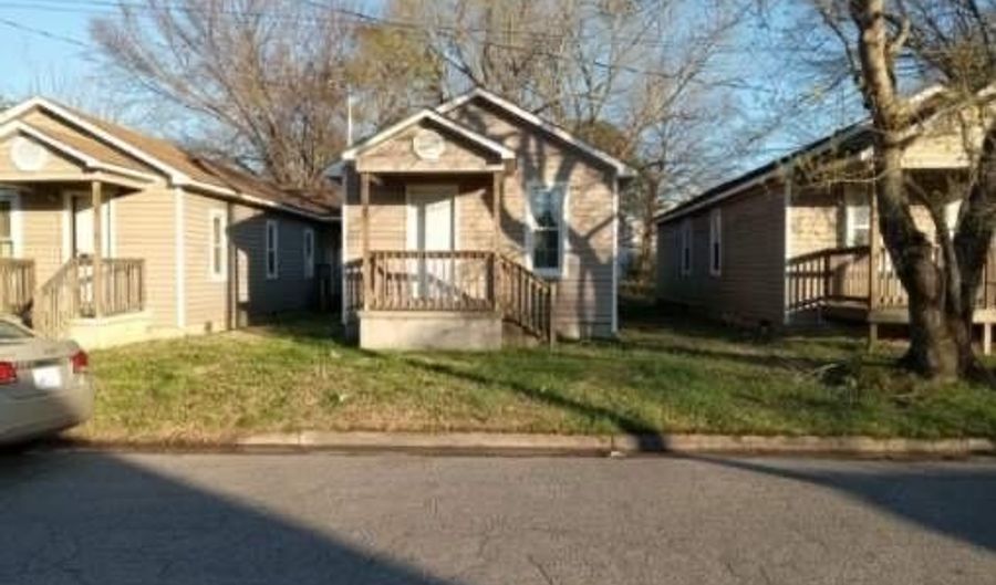 408 N Catherine St, Ahoskie, NC 27910 - 6 Beds, 3 Bath