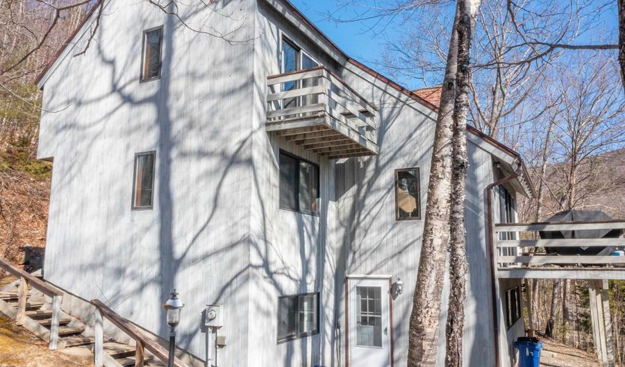 176 Reservoir Rd, Campton, NH 03223 - 4 Beds, 2 Bath
