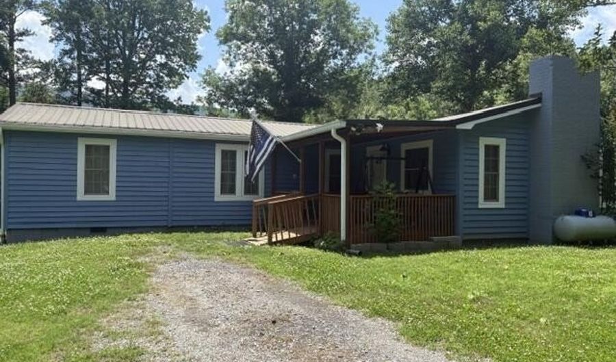 844 Grove Rd, Benton, TN 37307 - 3 Beds, 2 Bath
