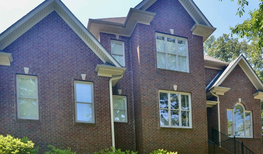 112 KINGSLEY Ct, Alabaster, AL 35007 - 4 Beds, 5 Bath