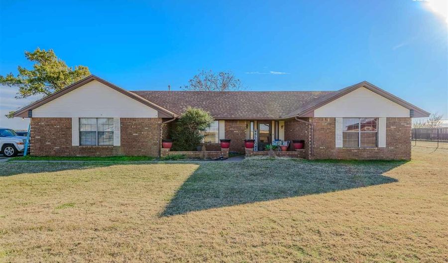 4522 W Beech Ave, Duncan, OK 73533 - 3 Beds, 2 Bath