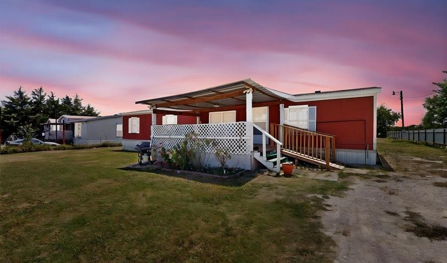 2917 Harolds Ct, Alvarado, TX 76009 - 4 Beds, 2 Bath