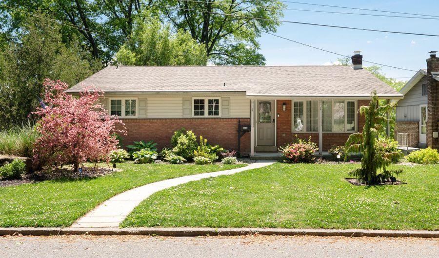 1646 W Cedar St, Allentown, PA 18102 - 3 Beds, 3 Bath