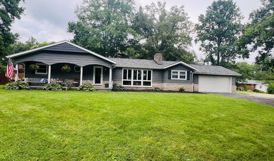 89 Woodlawn Dr, Batesville, IN 47006 - 3 Beds, 2 Bath