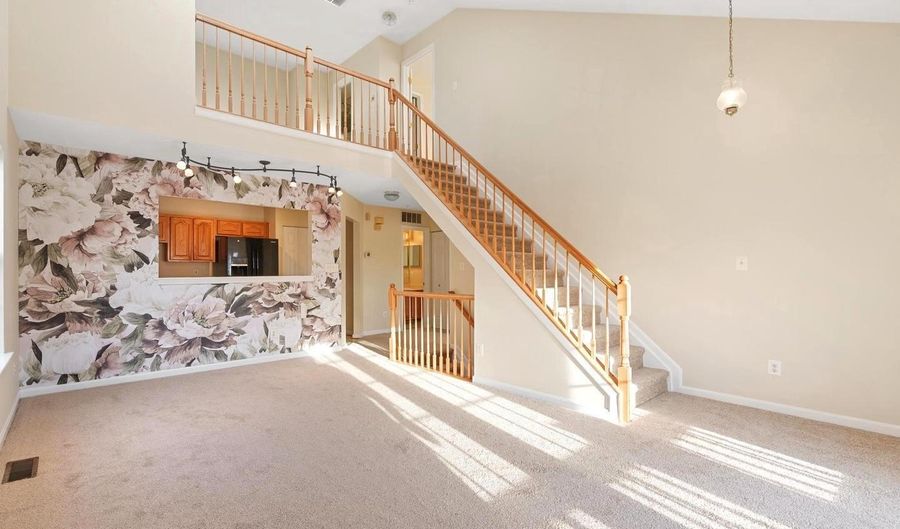 3937 ETTRICK Ct, Bowie, MD 20716 - 2 Beds, 2 Bath