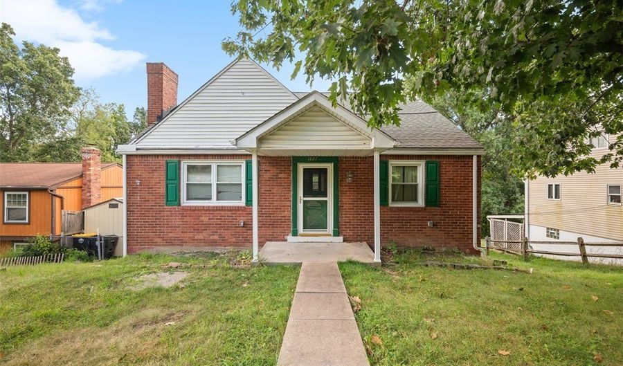 1127 Mcknight Dr, Bethel Park, PA 15102 - 3 Beds, 2 Bath