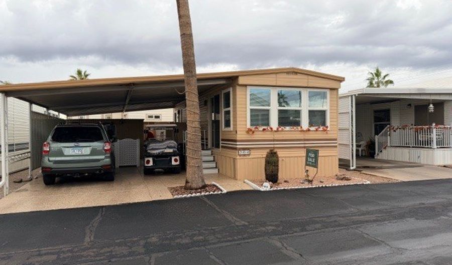 400 N. Plaza Drive Lot 704, Apache Junction, AZ 85120 - 1 Beds, 1 Bath