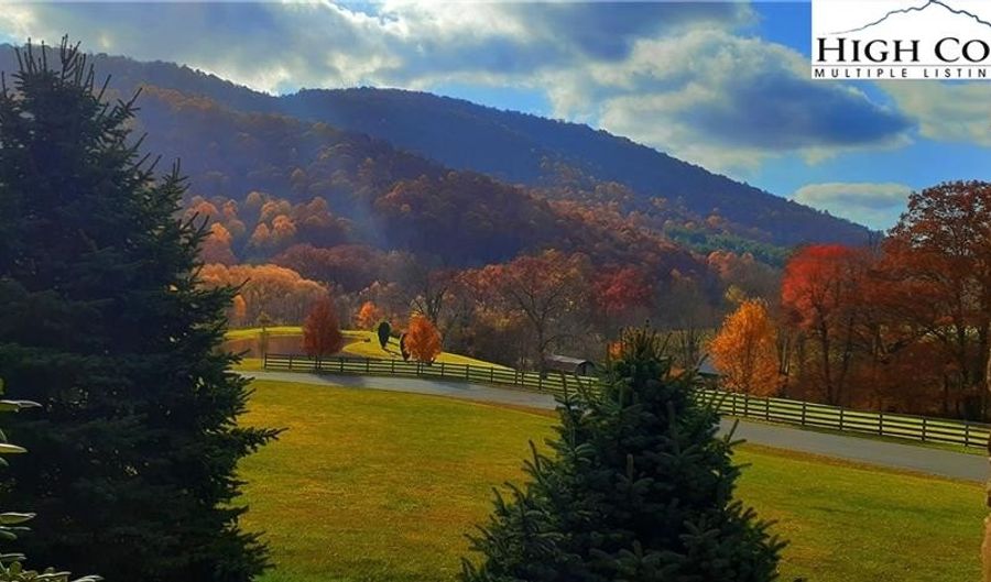 314 Elk Creek Mountain Pkwy, Todd, NC 28684 - 4 Beds, 4 Bath
