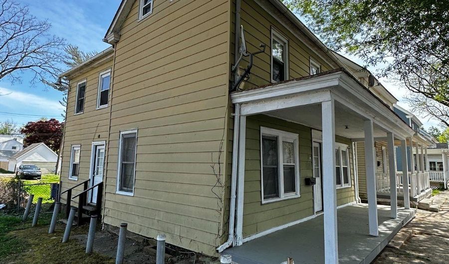 7 S GOVERNORS Ave, Dover, DE 19904 - 3 Beds, 2 Bath