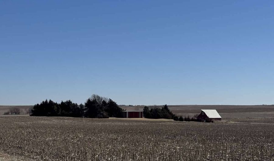 1091 Big Bear Rd, Barnes, KS 66933 - 4 Beds, 3 Bath