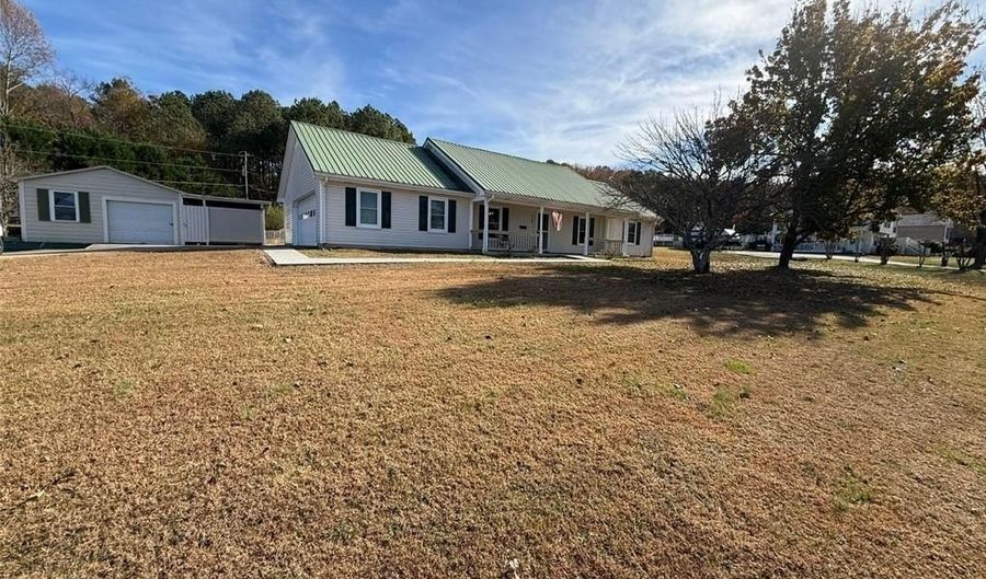 770 Johnson Lake Rd SE, Adairsville, GA 30103 - 3 Beds, 2 Bath