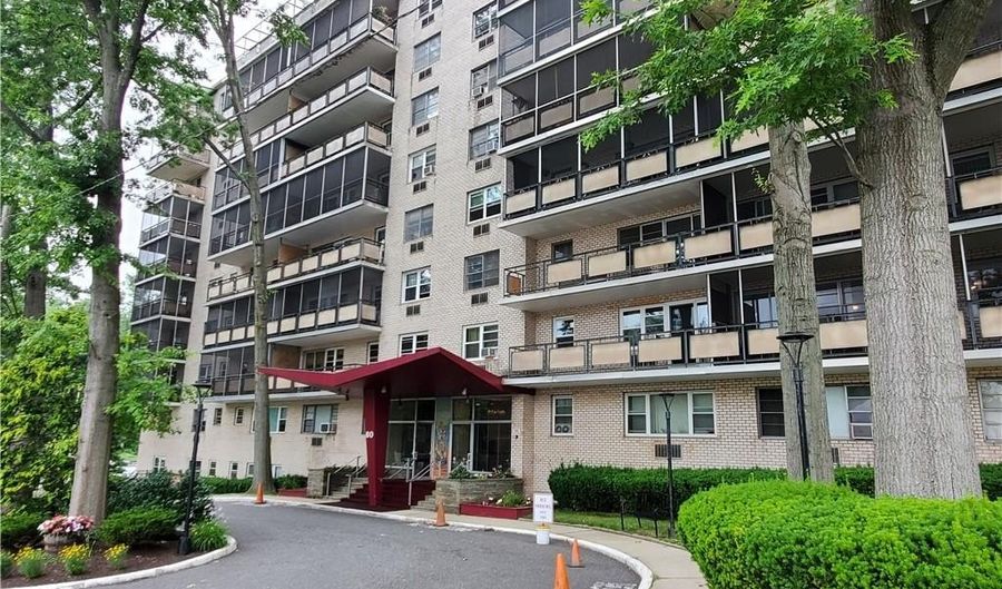 80 Cartright St 6L, Bridgeport, CT 06604 - 0 Beds, 1 Bath
