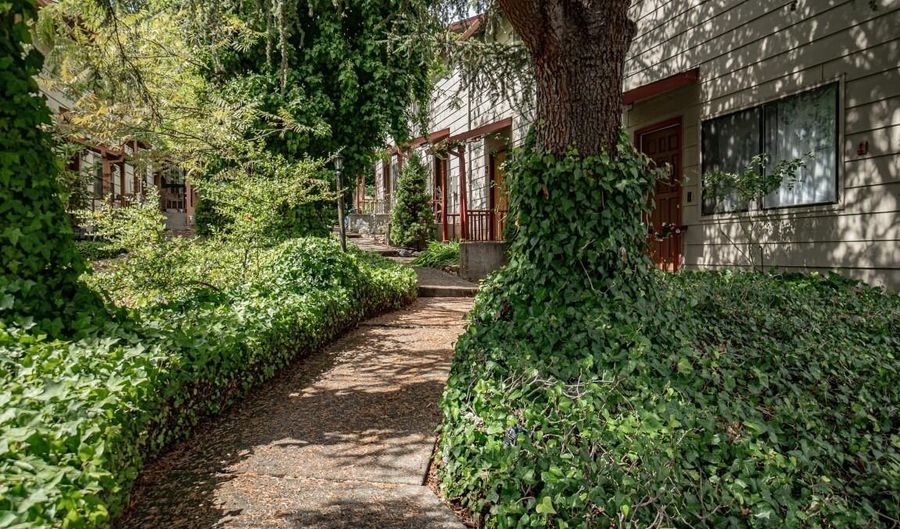 330 High St 1-4, Ashland, OR 97520 - 0 Beds, 0 Bath