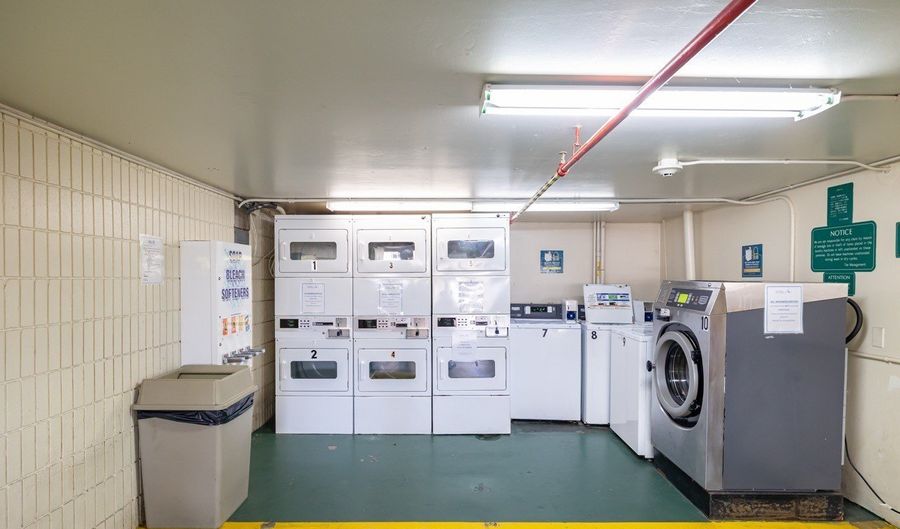 2427 Kuhio Ave 702, Honolulu, HI 96815 - 1 Beds, 1 Bath