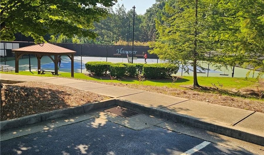 1435 Woodall Trce, Alpharetta, GA 30004 - 6 Beds, 5 Bath