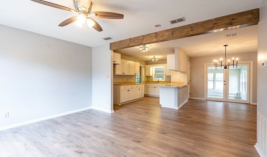 5902 WOODCLIFF St, Albany, GA 31721 - 3 Beds, 2 Bath