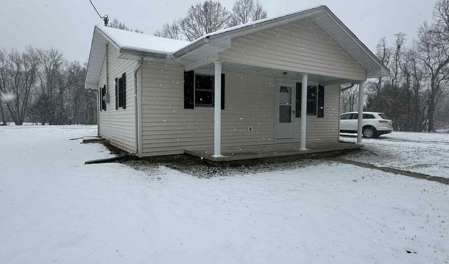 2158 Coveyville Rd, Bedford, IN 47421 - 2 Beds, 1 Bath