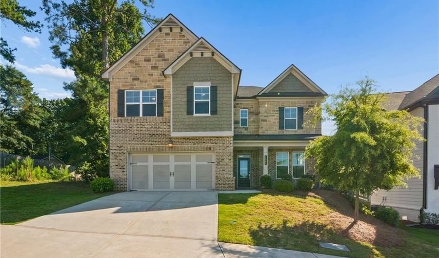 1581 Branthaven Ln, Auburn, GA 30011 - 5 Beds, 4 Bath