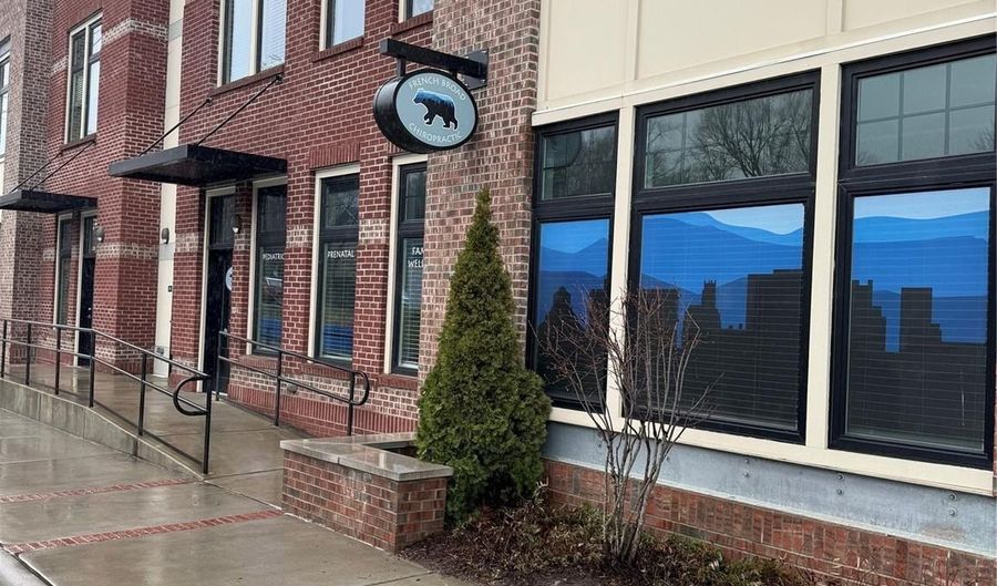 257 Broadway St 309, Asheville, NC 28801 - 0 Beds, 1 Bath