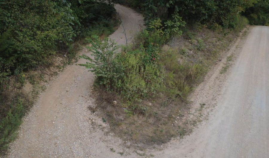 Rr7 Box 7372c, Ava, MO 65608 - 3 Beds, 2 Bath