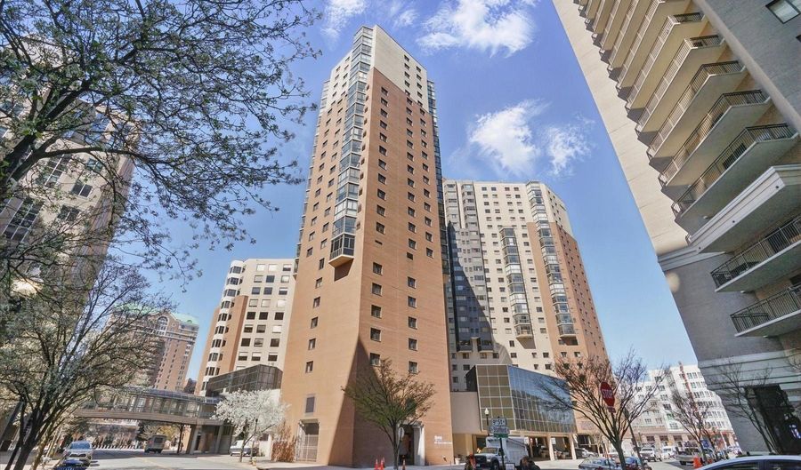 900 N STAFFORD St N 2632, Arlington, VA 22203 - 2 Beds, 3 Bath