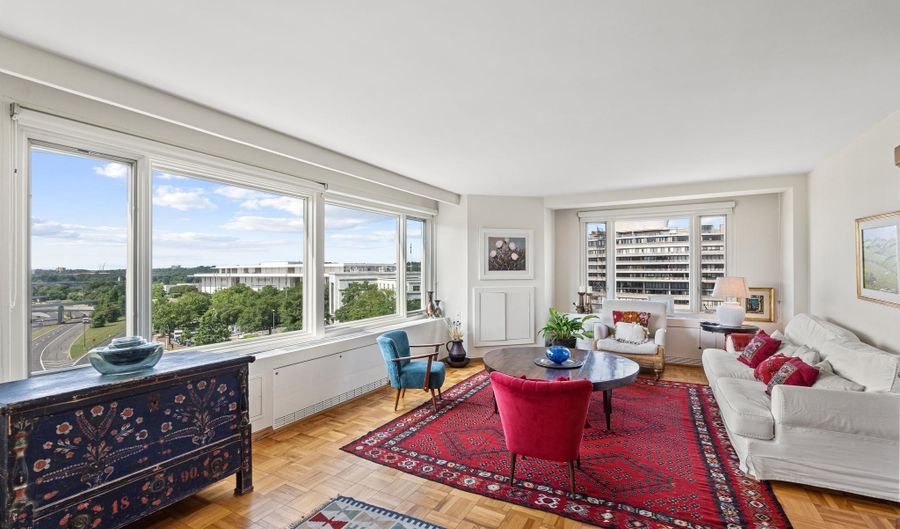 2475 VIRGINIA Ave NW 822, Washington, DC 20037 - 3 Beds, 2 Bath