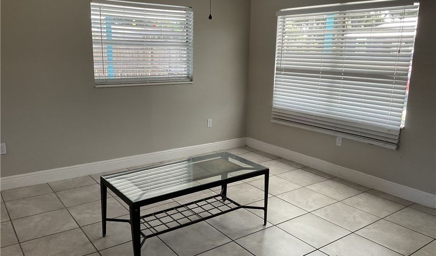 2912 Dudley Dr, Bartow, FL 33830 - 3 Beds, 1 Bath