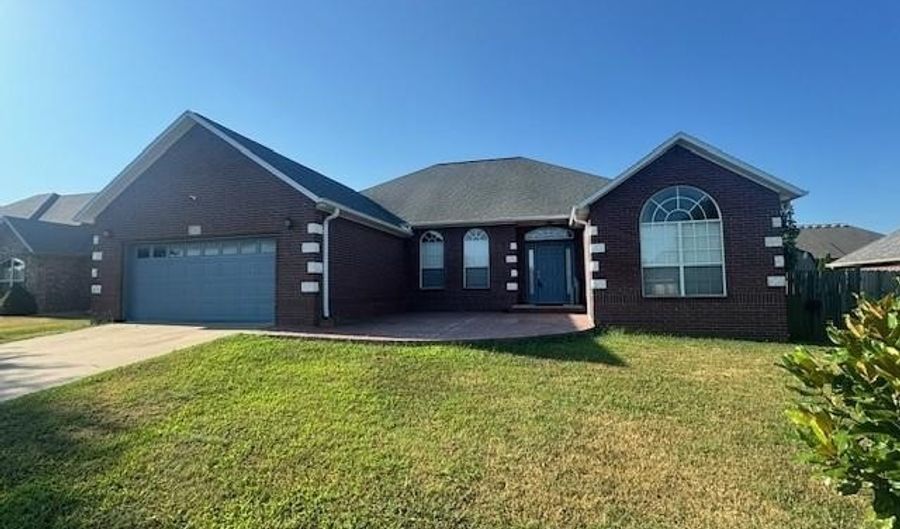 2303 SW Chinquapin Ave, Bentonville, AR 72713 - 4 Beds, 2 Bath