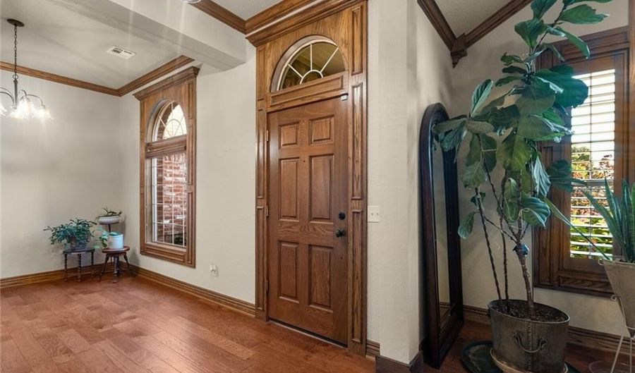 903 SW Edinburgh Ave, Bentonville, AR 72713 - 3 Beds, 3 Bath
