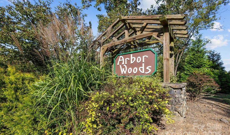 2 Wood Path Ln, Arden, NC 28704 - 3 Beds, 3 Bath