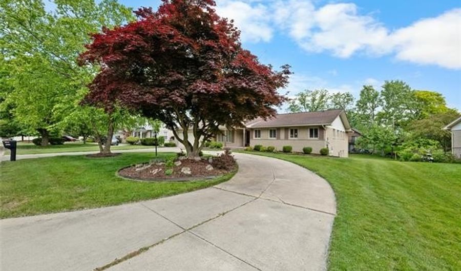 22840 Twyckingham Way, Addison, MI 48034 - 3 Beds, 3 Bath