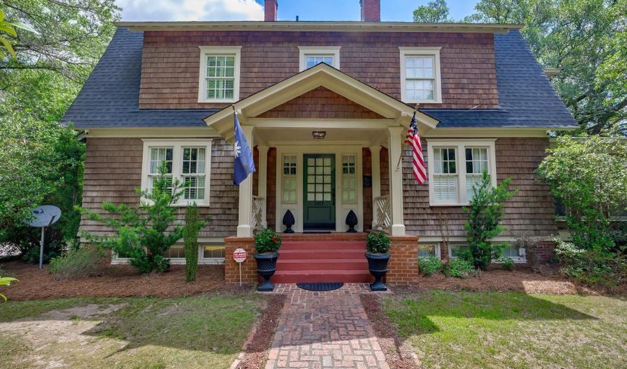 2012 Broad St, Camden, SC 29020 - 5 Beds, 3 Bath