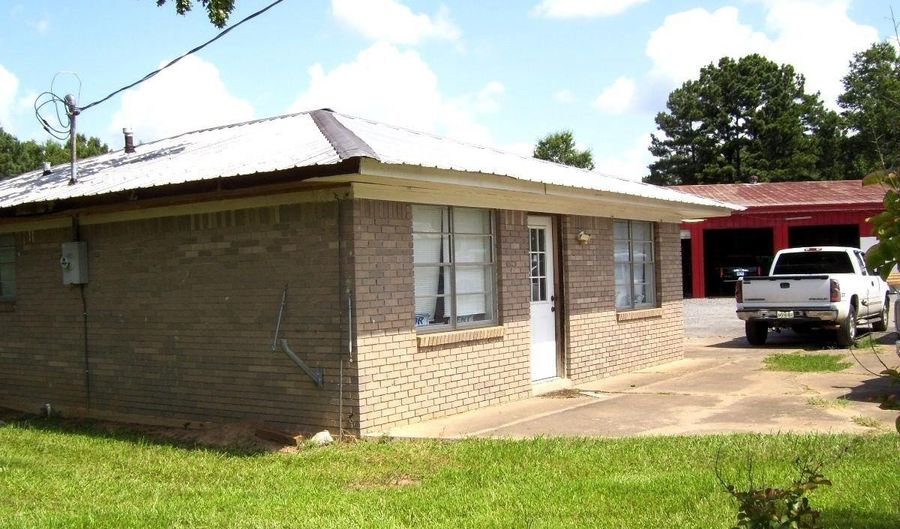 1039 N CONSTITUTION Hwy, Ashdown, AR 71822 - 0 Beds, 0 Bath