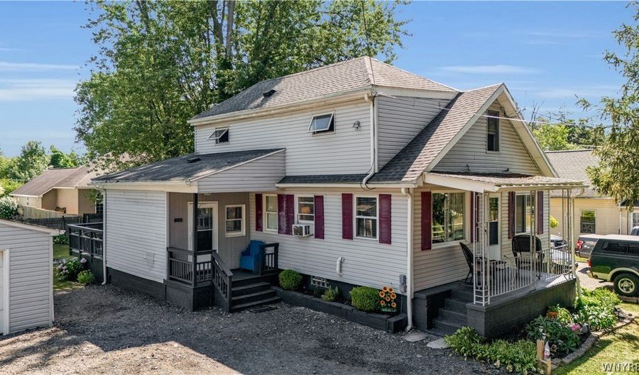 655 Sandy Ave, Angola, NY 14006 - 4 Beds, 1 Bath