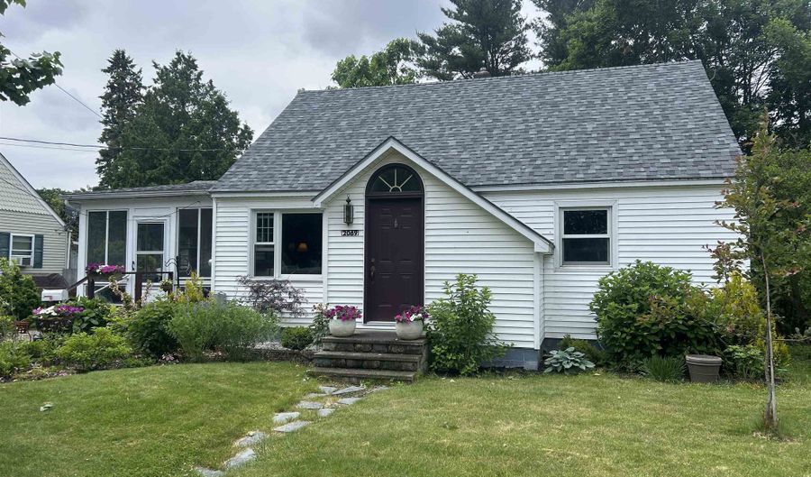 2069 North Ave, Burlington, VT 05408 - 3 Beds, 3 Bath